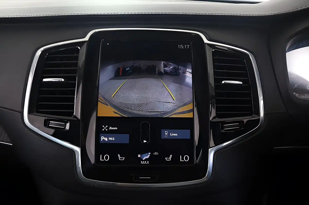 Used 2020 Volvo XC90 Inscription Grey - Interior and Exterior details 18