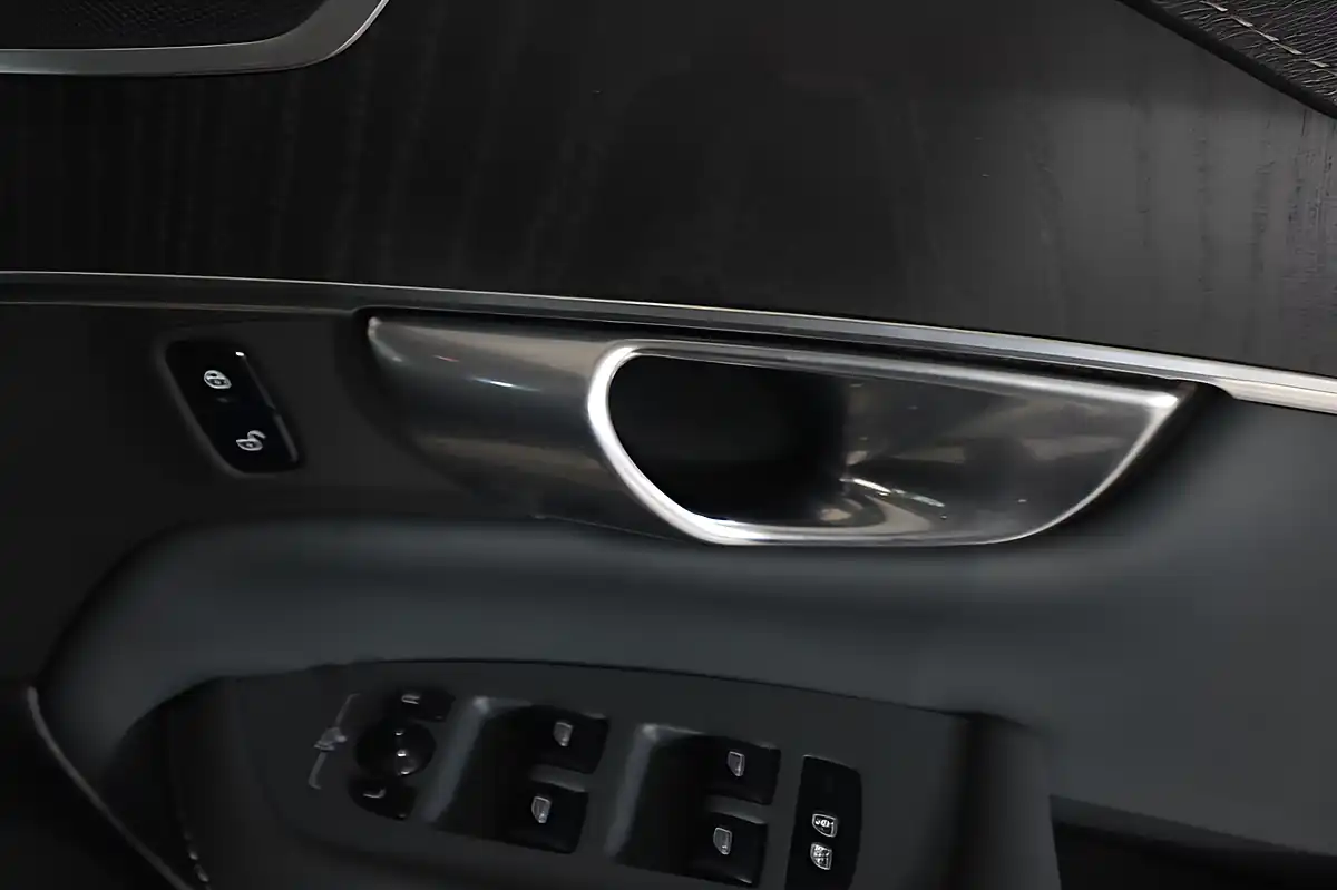 Used 2020 Volvo XC90 Inscription Grey - Interior and Exterior details 19