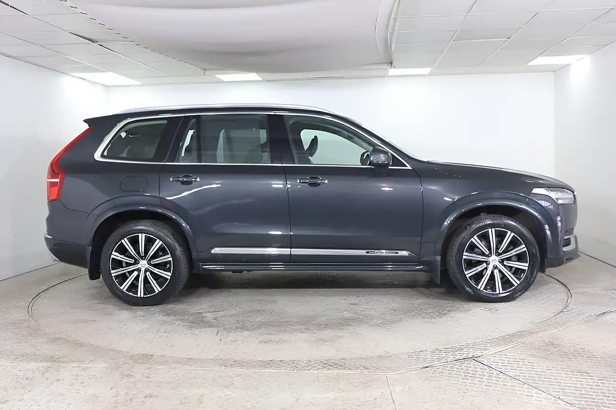 Used 2020 Volvo XC90 Inscription Grey - Interior and Exterior details 7
