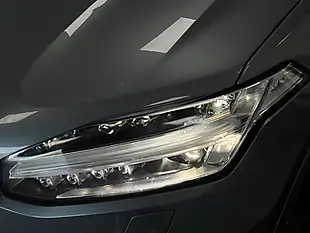 Used 2020 Volvo XC90 Momentum Grey - Interior and Exterior details 20