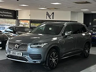 Used 2020 Volvo XC90 Momentum Grey - Interior and Exterior details 5