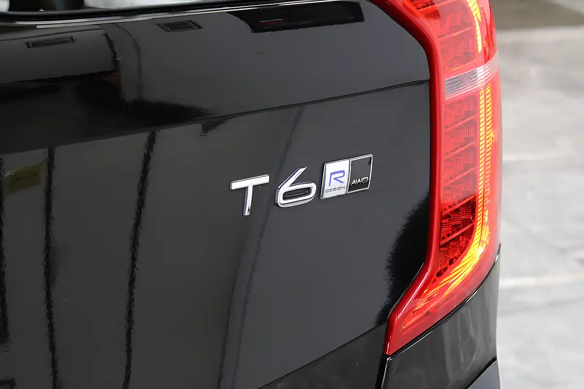 Used 2020 Volvo XC90 R-Design Pro Black - Interior and Exterior details 13
