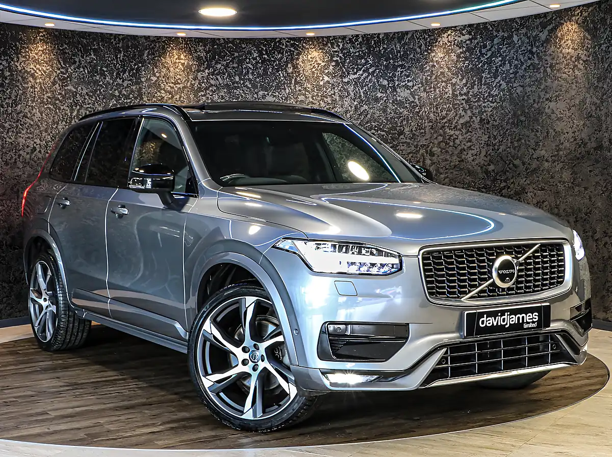 Used 2020 Volvo XC90 R-Design Pro Osmium Grey - Front View