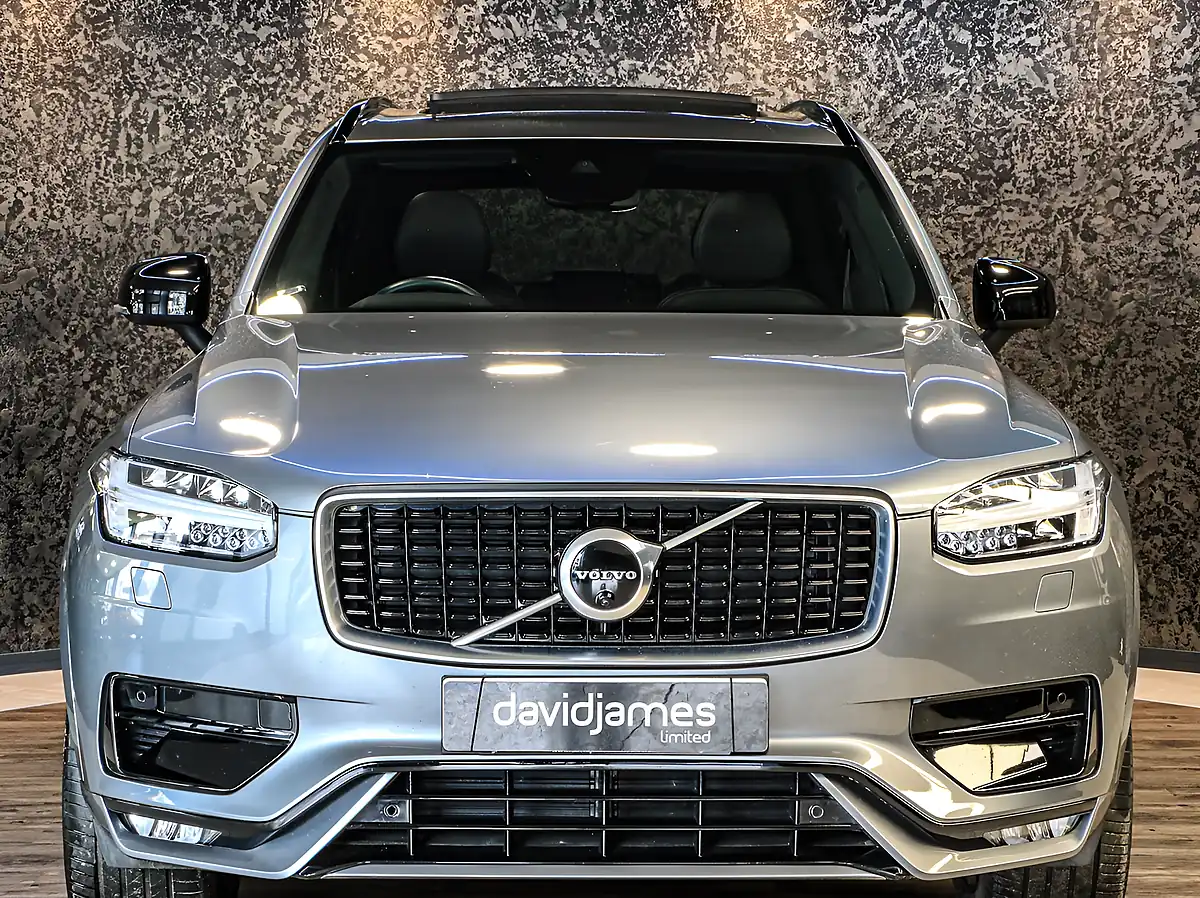 Used 2020 Volvo XC90 R-Design Pro Osmium Grey - Interior and Exterior details 5