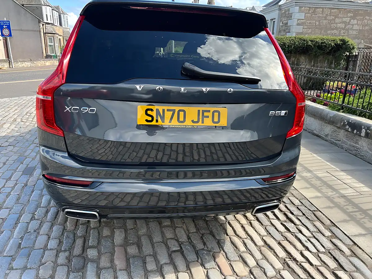 Used 2020 Volvo XC90 R-Design Savile Grey - Interior and Exterior details 13