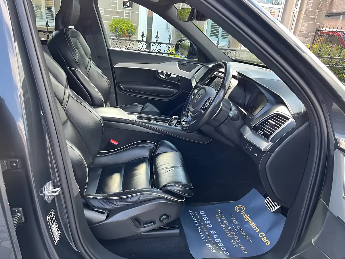 Used 2020 Volvo XC90 R-Design Savile Grey - Interior and Exterior details 2