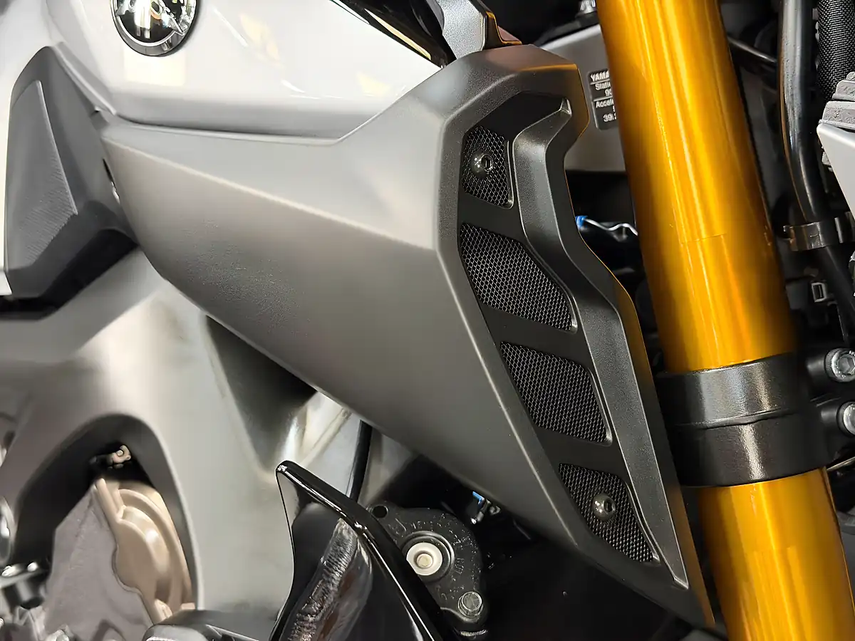 Used 2020 Yamaha MT-09 Sp Black - Interior and Exterior details 10