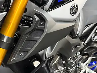 Used 2020 Yamaha MT-09 Sp Black - Interior and Exterior details 16