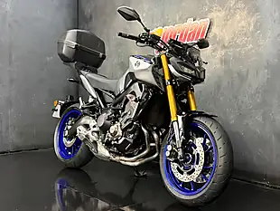 Used 2020 Yamaha MT-09 Sp Black - Interior and Exterior details 4