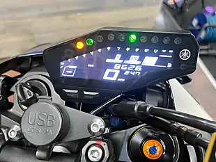 Used 2020 Yamaha MT-09 Sp Black - Interior and Exterior details 10