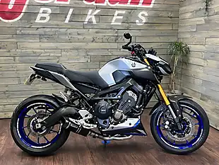 Used 2020 Yamaha MT-09 Sp Black - Interior and Exterior details 3
