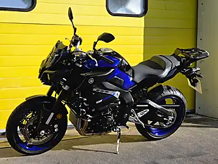Used 2020 Yamaha MT-10 Blue - Interior and Exterior details 7