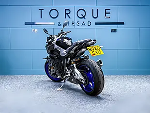 Used 2020 Yamaha MT-10 Sp Silver - Interior and Exterior details 6