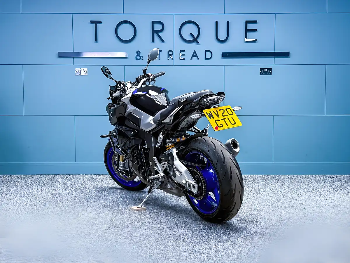Used 2020 Yamaha MT-10 Sp Silver - Interior and Exterior details 6