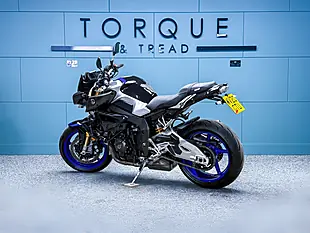 Used 2020 Yamaha MT-10 Sp Silver - Interior and Exterior details 7