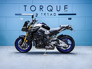 Used 2020 Yamaha MT-10 Sp Silver - Interior and Exterior details 8