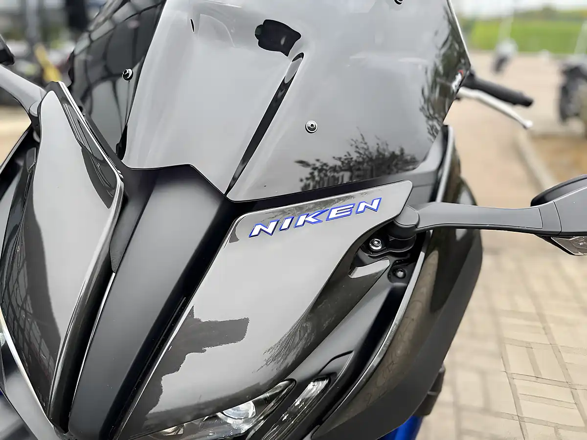 Used 2020 Yamaha Niken Grey - Interior and Exterior details 13