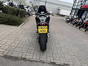Used 2020 Yamaha Niken Grey - Interior and Exterior details 8