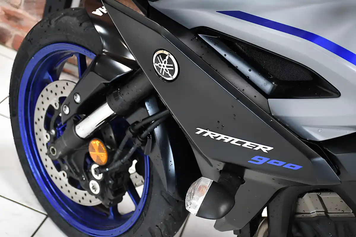 Used 2020 Yamaha Tracer 900 Grey - Interior and Exterior details 14