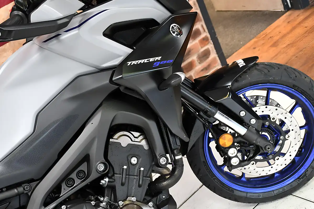 Used 2020 Yamaha Tracer 900 Grey - Interior and Exterior details 4