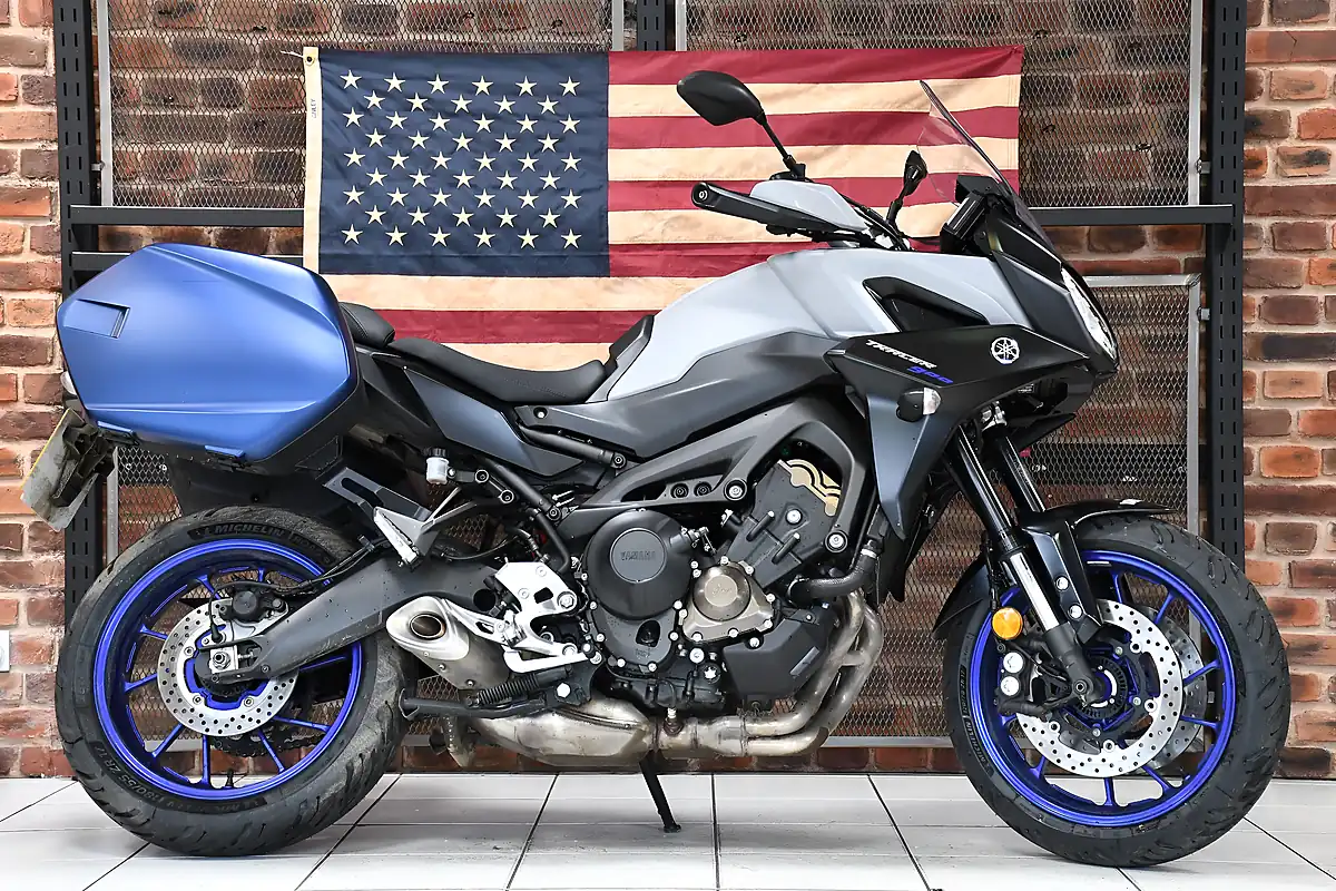 Used 2020 Yamaha Tracer 900 Grey - Interior and Exterior details 6