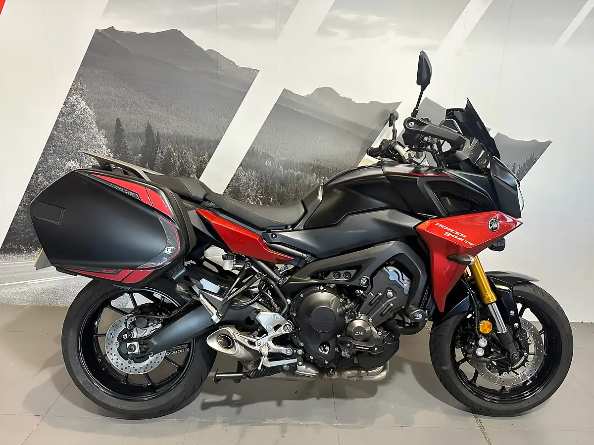 Used 2020 Yamaha Tracer 900 GT Black and Orange - Front View