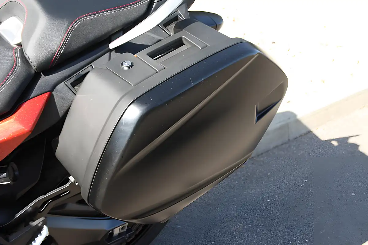 Used 2020 Yamaha Tracer 900 GT Black - Interior and Exterior details 9