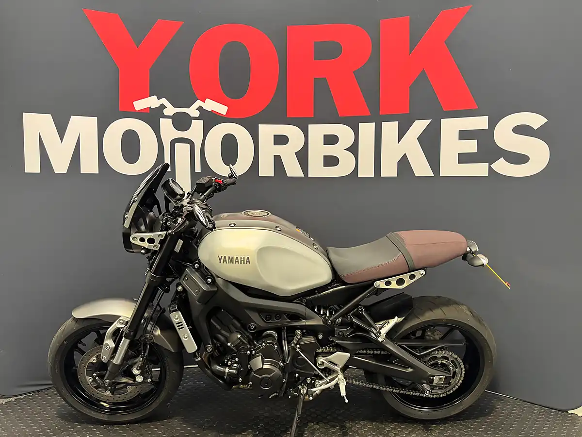 Used 2020 Yamaha XSR900 - Interior and Exterior details 2
