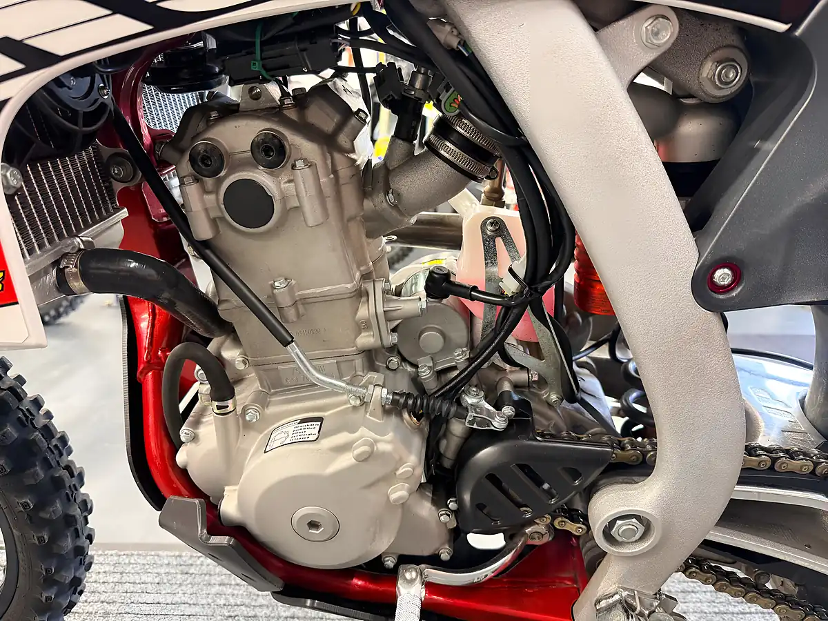Used 2021 Ajp Spr 250 - Interior and Exterior details 13