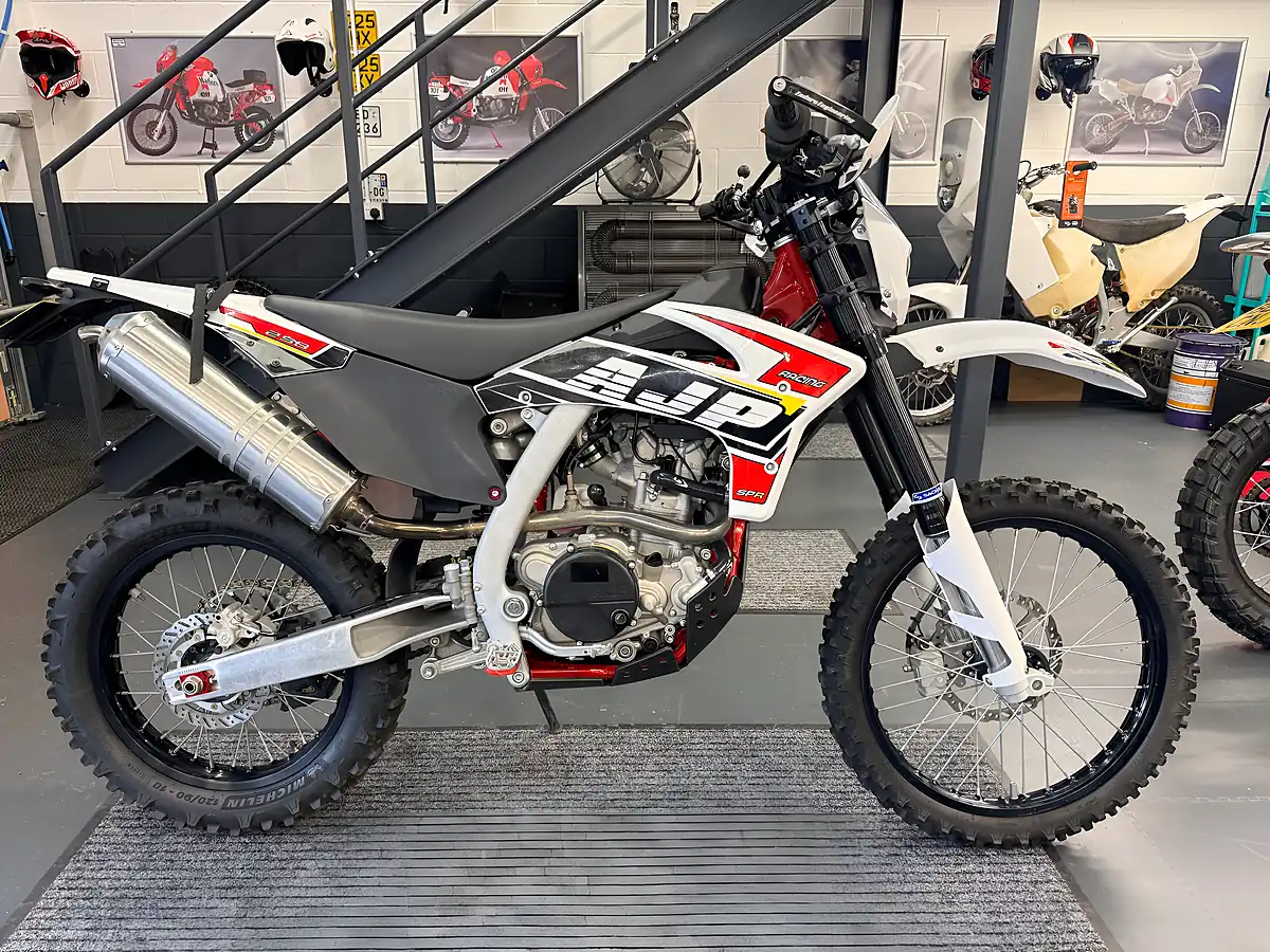 Used 2021 Ajp Spr 250 - Interior and Exterior details 3