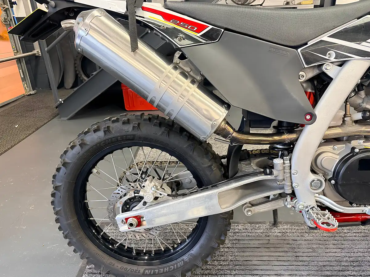 Used 2021 Ajp Spr 250 - Interior and Exterior details 6