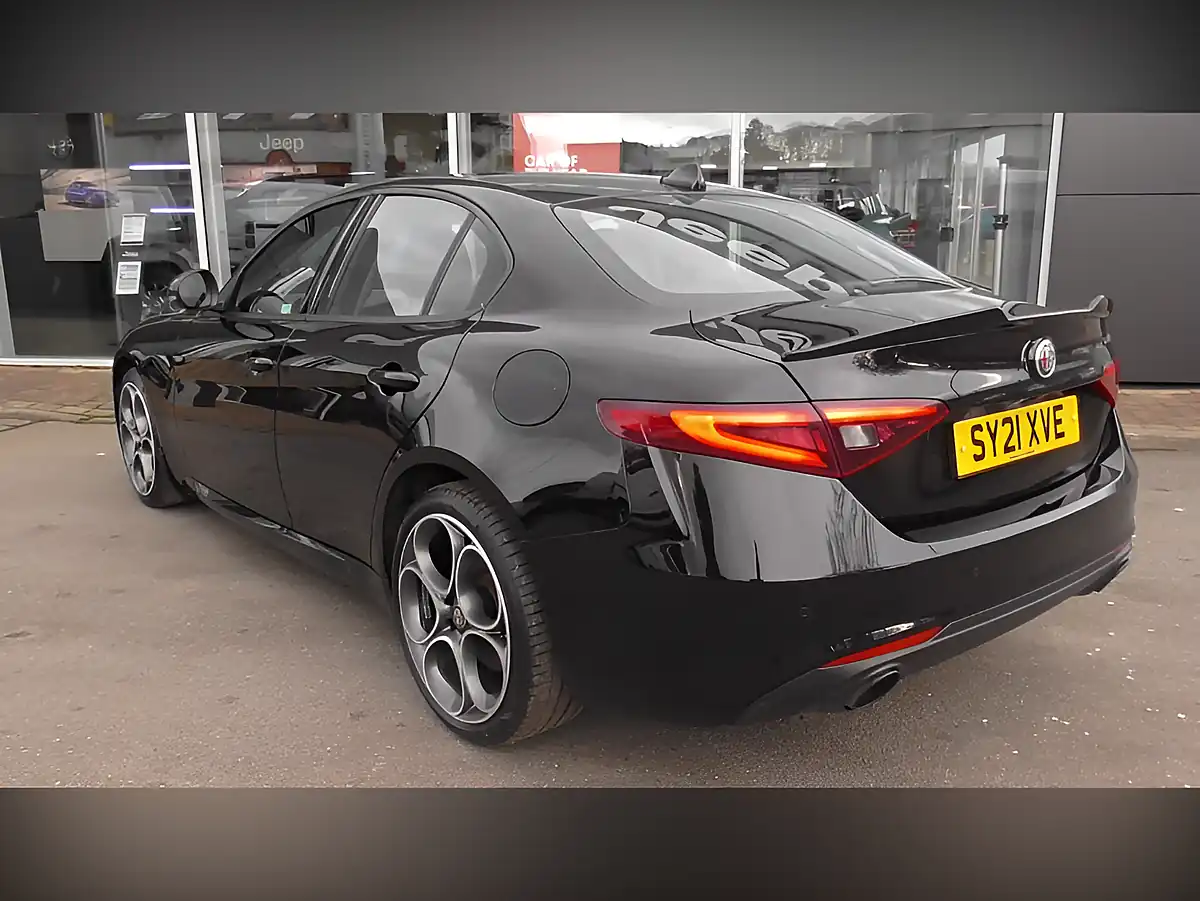 Used 2021 Alfa Romeo Giulia Sprint Black - Interior and Exterior details 3