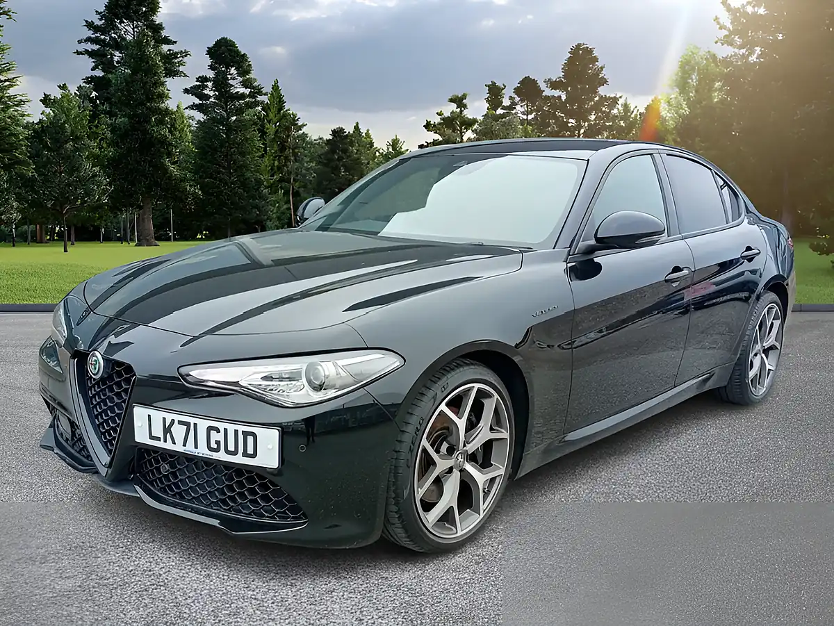 Used 2021 Alfa Romeo Giulia Veloce Black - Front View