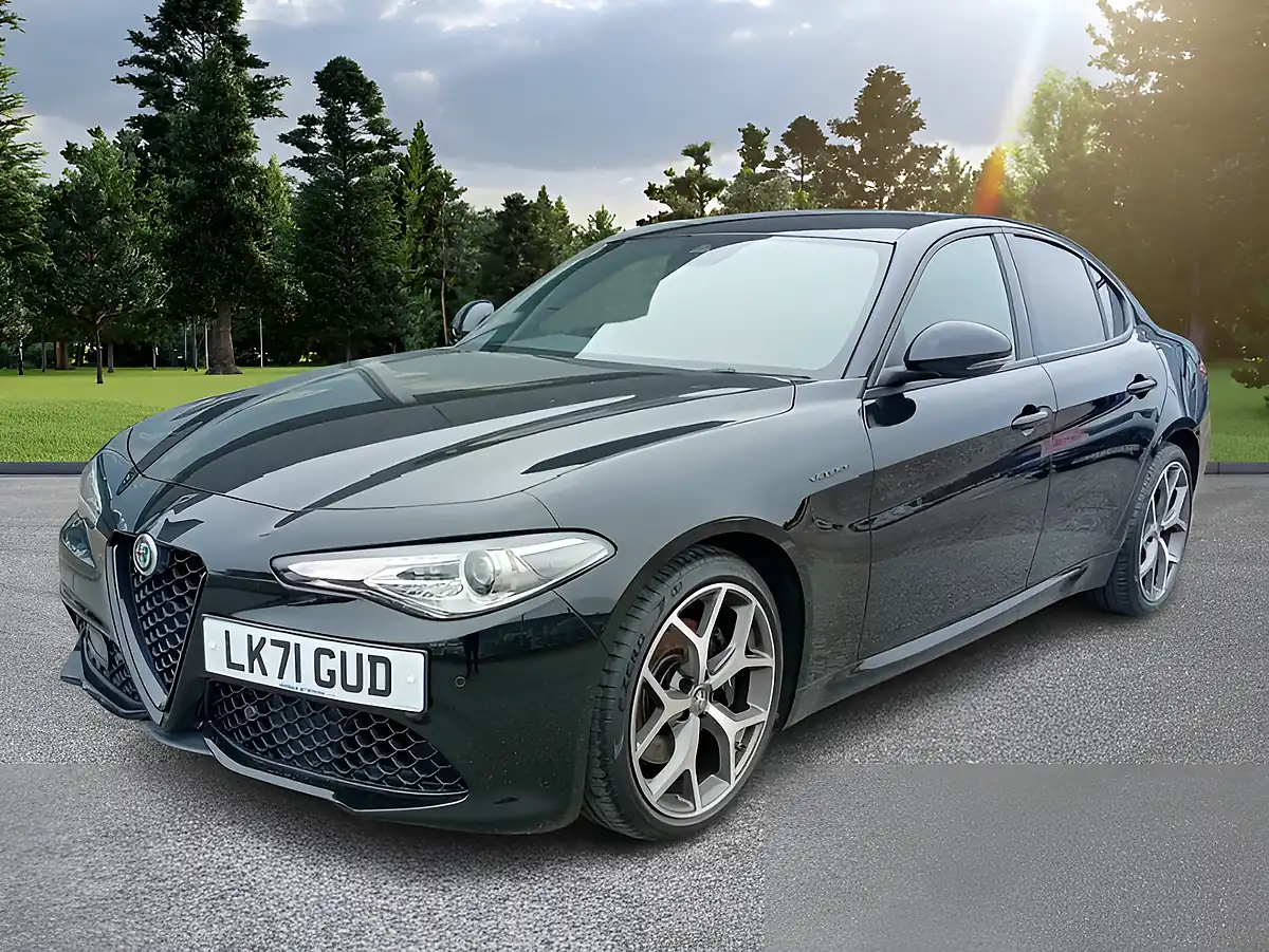 Used 2021 Alfa Romeo Giulia Veloce Black - Front View