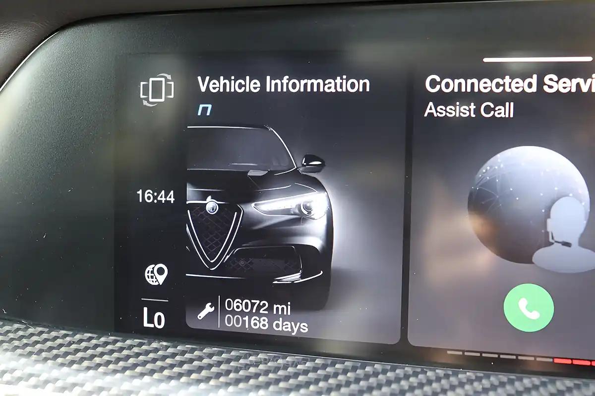 Used 2021 Alfa Romeo Stelvio Quadrifoglio Blue - Interior and Exterior details 19
