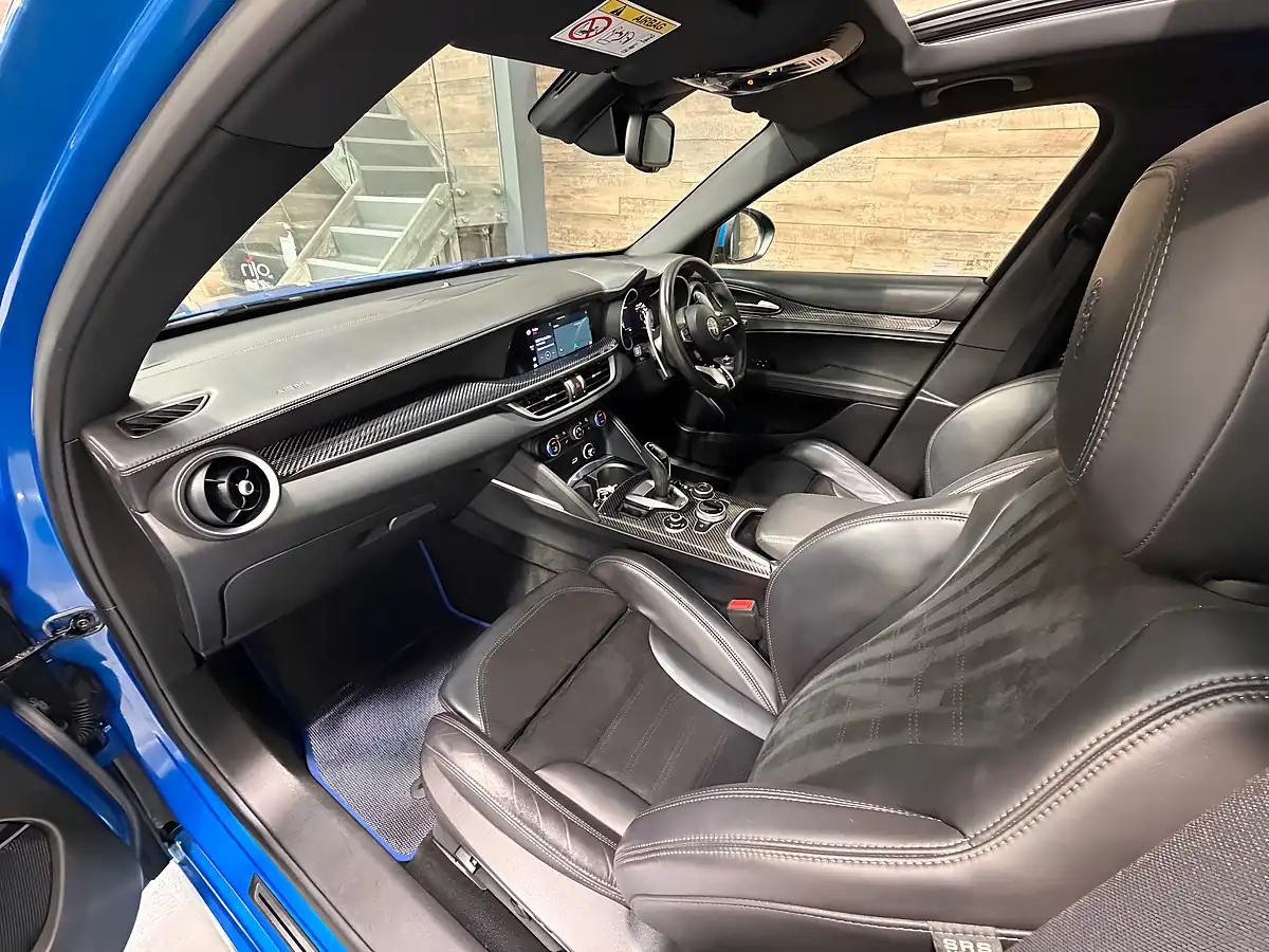Used 2021 Alfa Romeo Stelvio Quadrifoglio Misano Blue - Interior and Exterior details 9