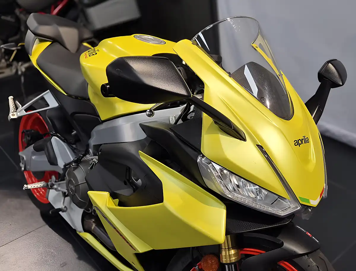 Used 2021 Aprilia RS 660 Acidic Yellow - Interior and Exterior details 9
