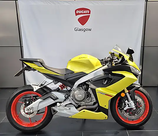 2021 Aprilia RS 660