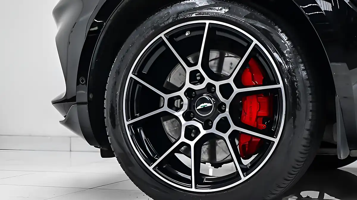 Used 2021 Aston Martin Dbx Black - Interior and Exterior details 11