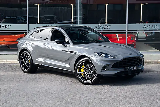2021 Aston Martin DBX V8