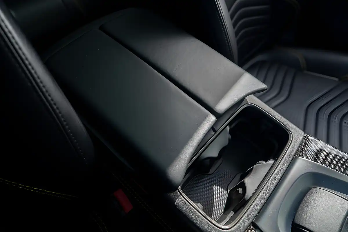 Used 2021 Aston Martin Dbx China Grey - Interior and Exterior details 14