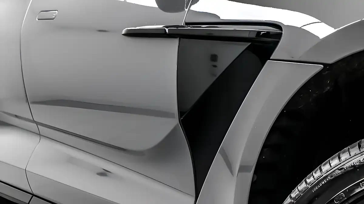 Used 2021 Aston Martin Dbx Grey - Interior and Exterior details 8