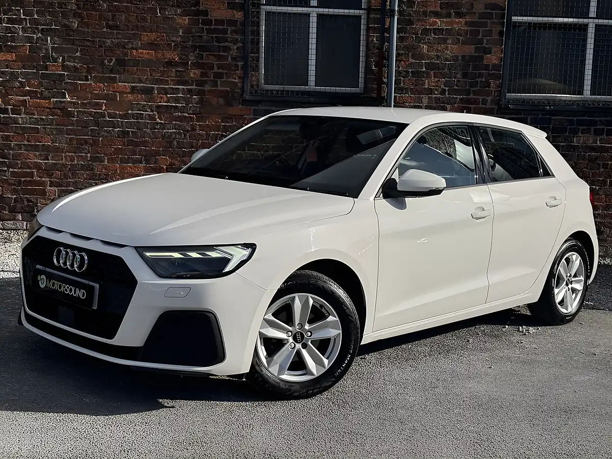 Used 2021 Audi A1 Technik White - Interior and Exterior details 3