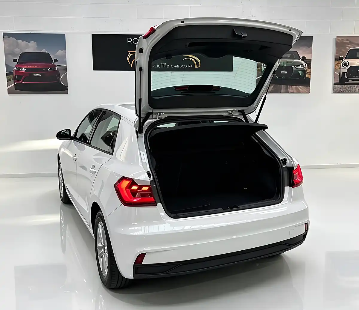 Used 2021 Audi A1 Technik White - Interior and Exterior details 5