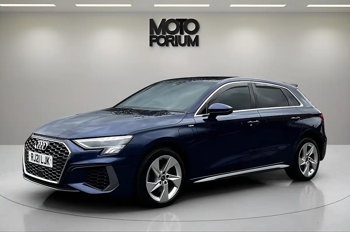 Used 2021 Audi A3 S Line Blue - Interior and Exterior details 3