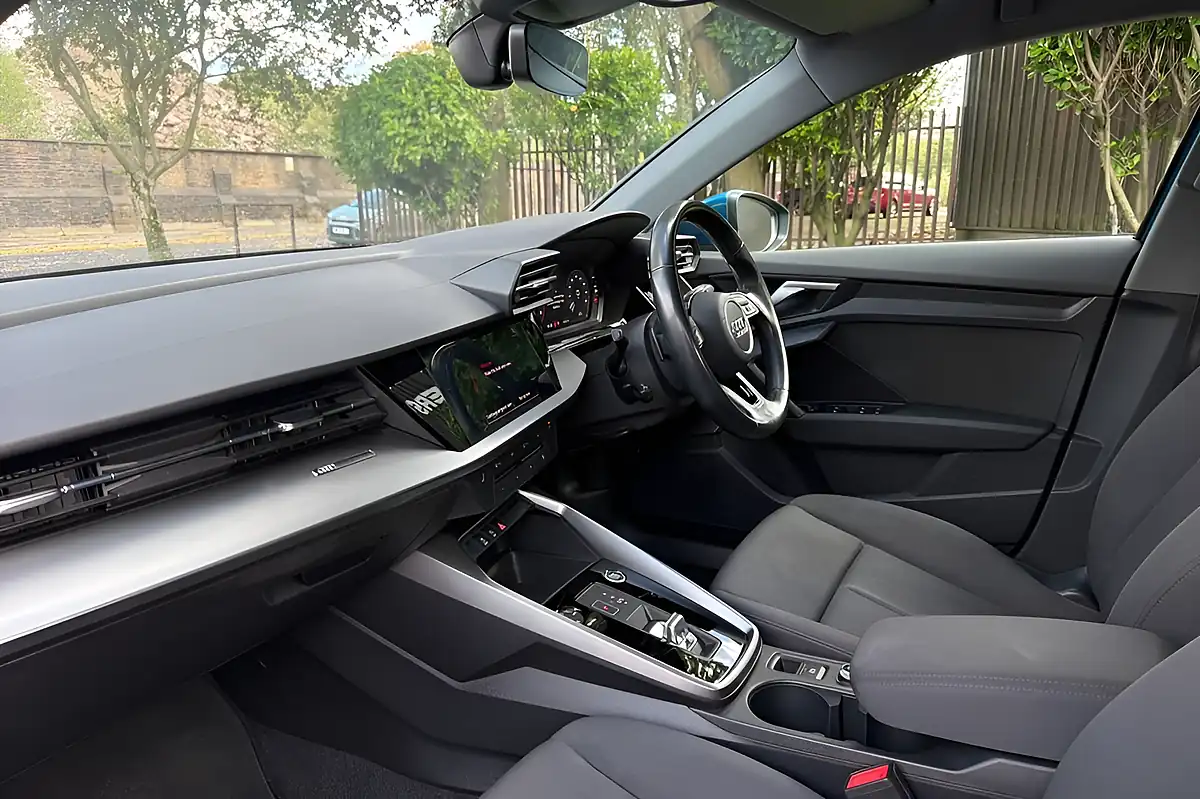 Used 2021 Audi A3 Technik Blue - Interior and Exterior details 4