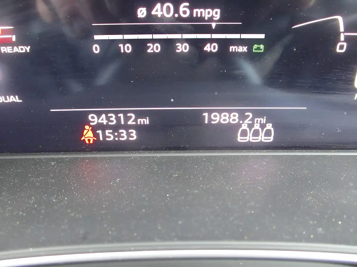 Used 2021 Audi A4 Allroad Sport White - Interior and Exterior details 12