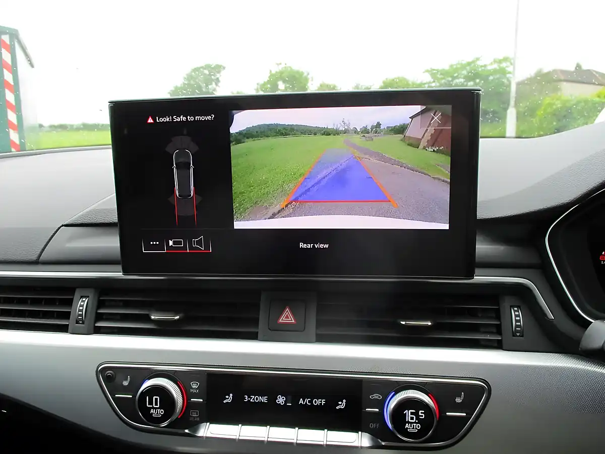 Used 2021 Audi A4 Allroad Sport White - Interior and Exterior details 13