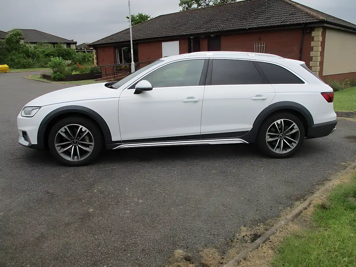 Used 2021 Audi A4 Allroad Sport White - Interior and Exterior details 6