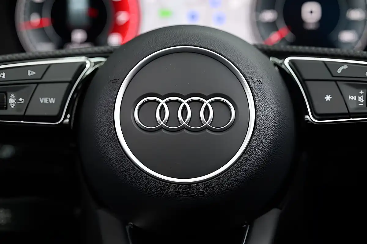 Used 2021 Audi A4 Avant Black Edition Black - Interior and Exterior details 19